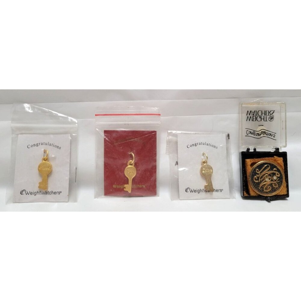 Lot of 4 Vintage Weight Watchers Gold Key Charms and Lapel Hat Badge Pin